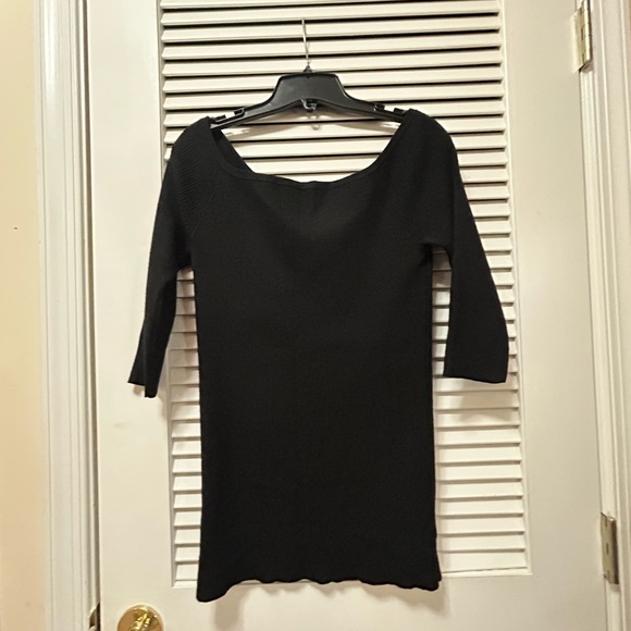 Pullover 3/4 Sleeve Off-Shoulder Sweater - Picture 4 of 4